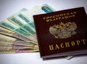 Россиянам предложили еще один раз поменять паспорт