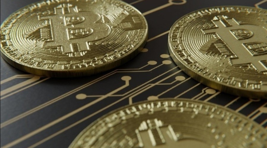 Больше $71 тысячи: стоимость биткоина обновила исторический максимум