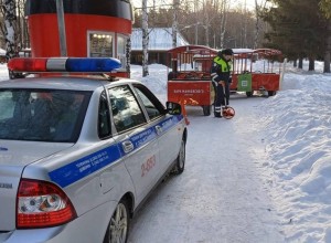 В Екатеринбурге подросток попал под детский «Паровозик»