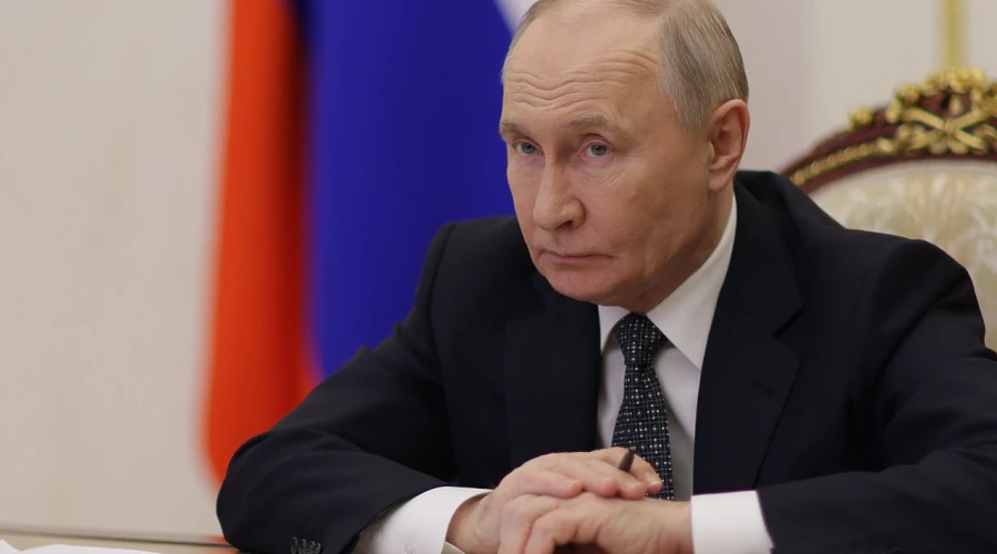 Путин поторопил Минкульт с запретом «совершенно тупых и ненужных» иностранных фильмов