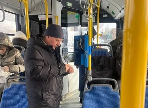 Екатеринбуржцам рассказали, как вести себя при появлении контролёров в общественном транспорте