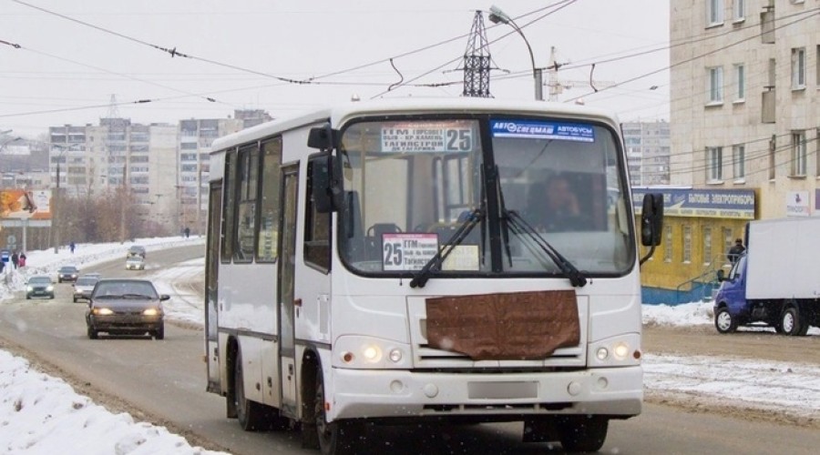 В Каменске-Уральском мальчика высадили из автобуса из-за неработавшего терминала