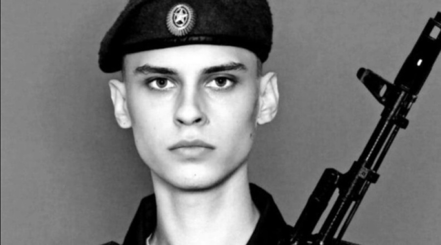 Тело погибшего в Курской области свердловского срочника доставили на Средний Урал