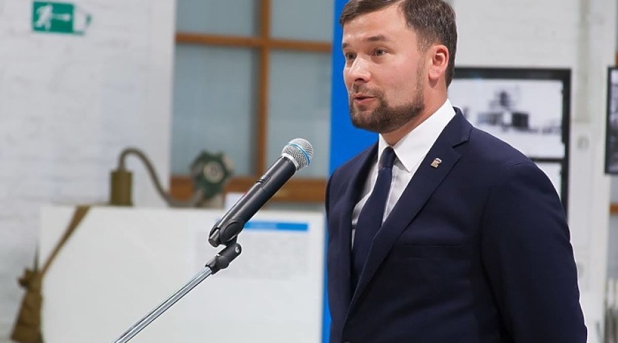 Прокуратура требует отправить в колонию екатеринбургского депутата