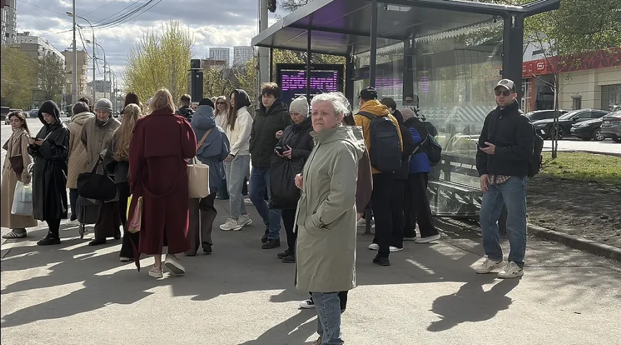 Екатеринбуржцам пообещали еще две сотни новых остановок