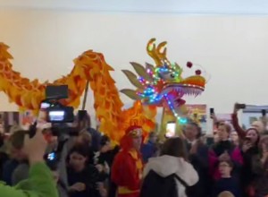 В Екатеринбурге толпу желающих не пустили на фестиваль