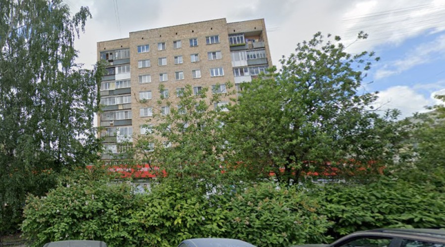 В сгоревшей в квартире Екатеринбурга нашли тело убитой девушки, которую ранее видели голой соседи