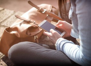 У свердловчанки исчез миллион рублей после жалобы на медленный интернет