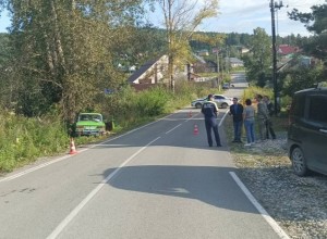 Он отвозил внука: в Свердловской области пожилой водитель умер за рулём автомобиля
