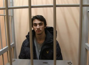 Суд избрал меру пресечения студенту, пытавшемуся подорвать салют в «Мегаполисе» — видео