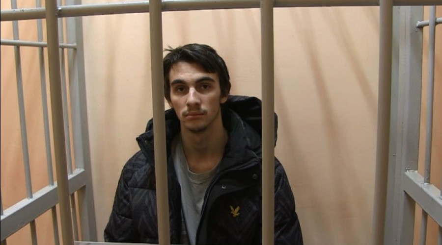 Суд избрал меру пресечения студенту, пытавшемуся подорвать салют в «Мегаполисе» — видео