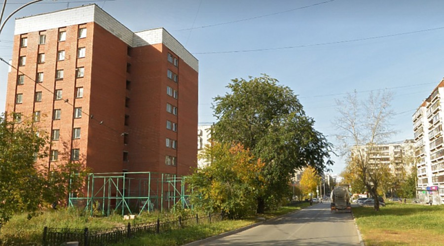 Окровавленный мужчина ворвался в студенческое общежитие Екатеринбурга