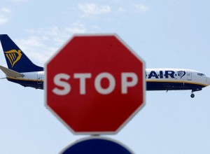 В московских аэропортах задержали 37 рейсов