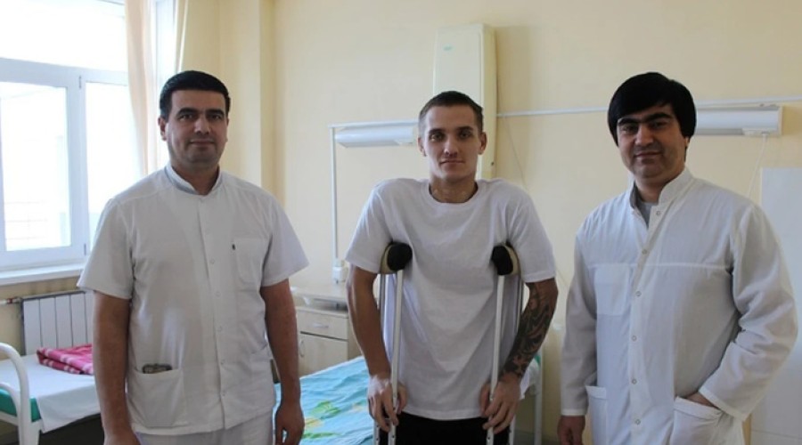 «Рухнул в сугроб и потерял сознание»: свердловчанин едва выжил после падения с 8-ого этажа