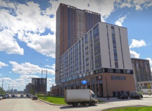 Стало известно, кто разбился, выпав из окна дома в Академическом
