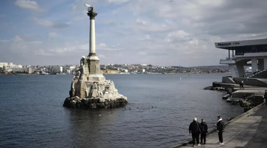 Умер начальник штаба бригады морской пехоты Суханов, сообщил Развожаев