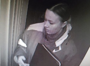 В Екатеринбурге задержали девушек, притворявшихся коммунальщиками