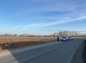 На ЕКАД водитель внезапно умер за рулем