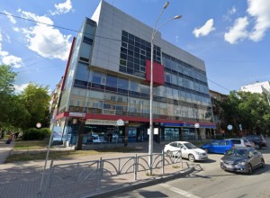 В Екатеринбурге выставили на продажу шестиэтажный офисник