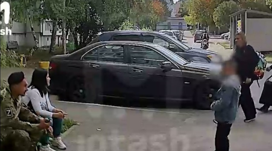 В Казани мужчина в камуфляже с шевроном «Z» ради прикола взорвал у подъезда светошумовую гранату