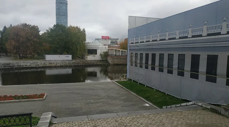 Открытие ресторана на Плотинке прошло в Екатеринбурге еще одну экспертизу