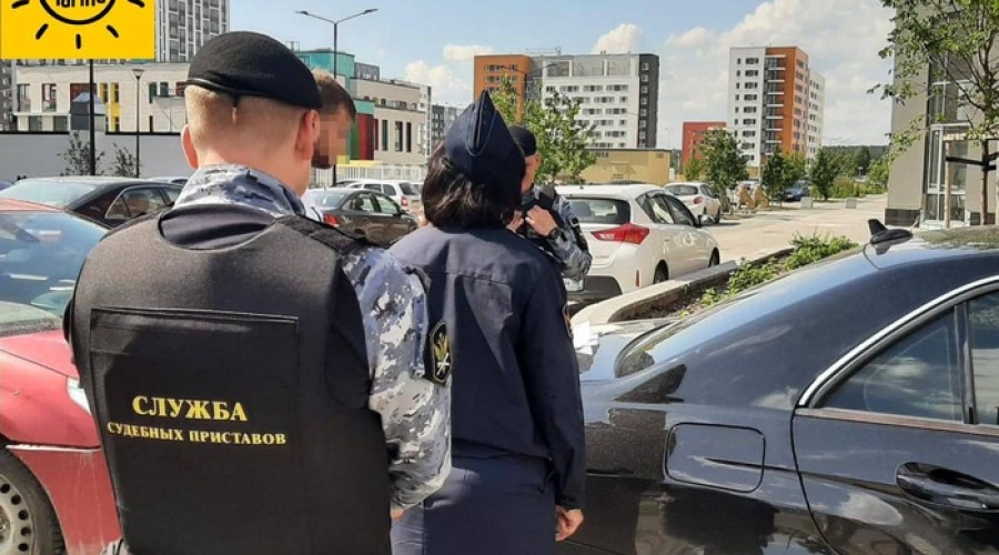 В Екатеринбурге СМИ узнали подробности из жизни 22-летнего альфонса