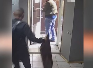 В Екатеринбурге посетители кальянной украли картину «Джоконда»