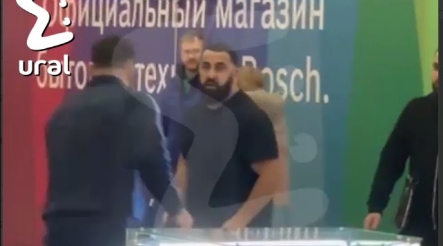 Стрелявших в «Гринвиче» азербайджанцев отправили в СИЗО на два месяца