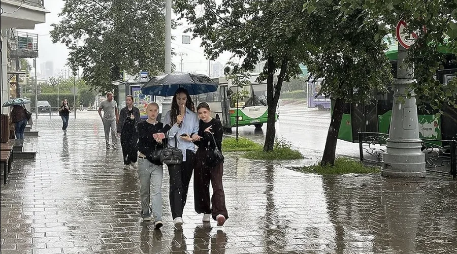 Спасатели предупреждают свердловчан о сильных дождях
