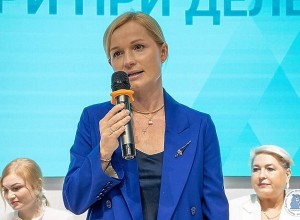 Экс-жене свердловского бывшего вице-губернатора продлили арест до июня