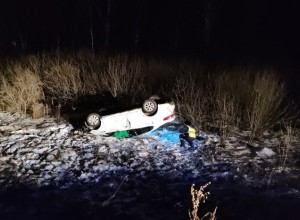 Девушка-водитель KIA погибла в ночном ДТП на Серовском тракте