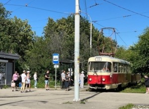 В Екатеринбурге на полмесяца закроется движение по одной из главных улиц