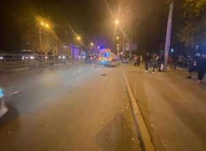 В Екатеринбурге начали судить пенсионера, задавившего насмерть на остановке двоих пешеходов