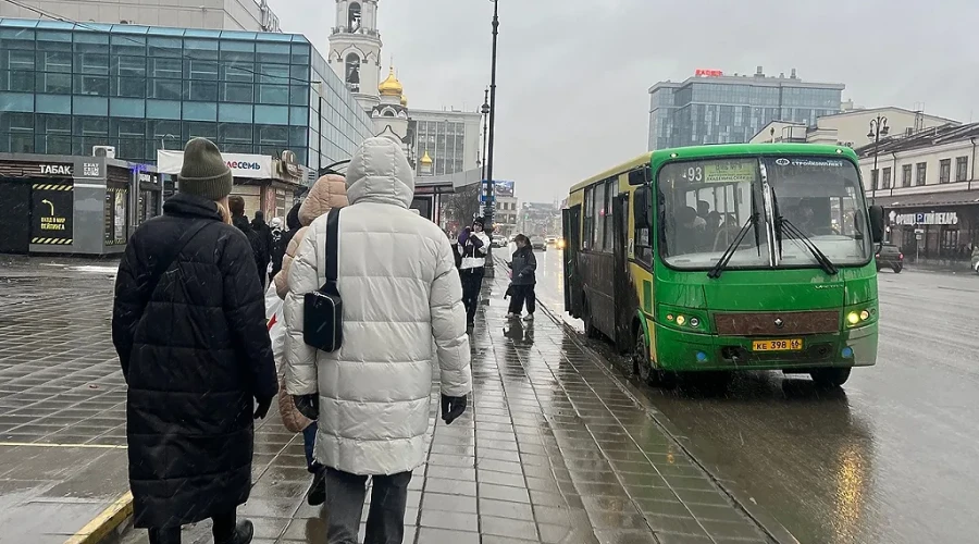 В Академическом шесть автобусов изменят свой маршрут