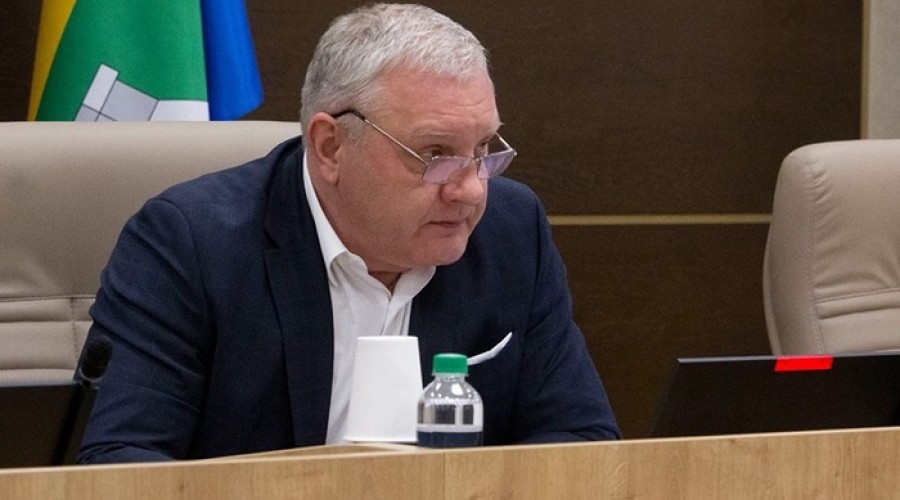 В мэрии Екатеринбурга отстроились от заявления депутата Колесникова о стоимости проезда