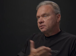 Основатель «4 канала» Игорь Мишин рассказал про участие в «голой вечеринке» и обыски в его доме