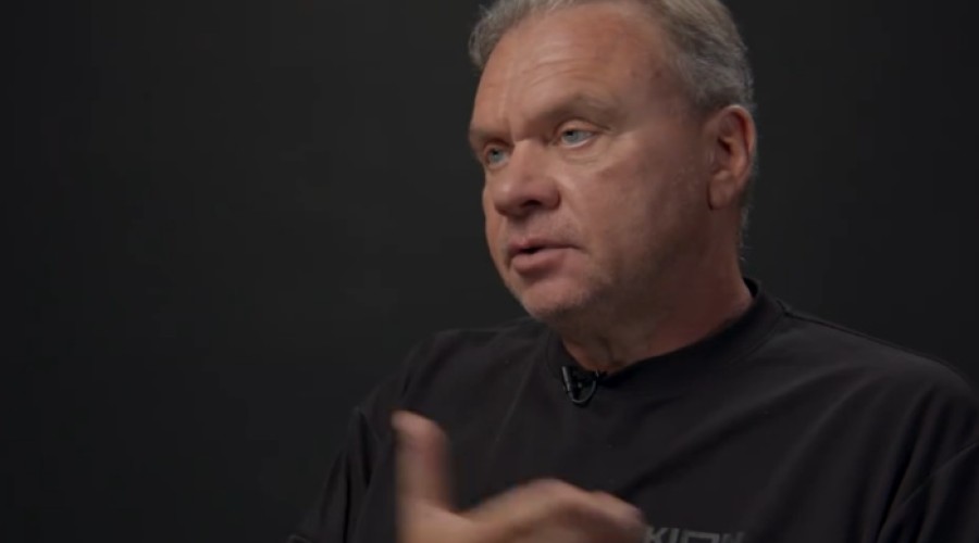 Основатель «4 канала» Игорь Мишин рассказал про участие в «голой вечеринке» и обыски в его доме