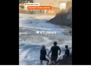 Доставать тело девочки из осыпавшегося в Нижнем Тагиле песочного карьера не будут