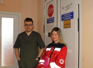 Свердловские врачи спасли малыша, проглотившего пластиковую шайбу