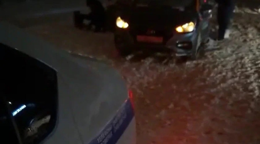 В Екатеринбурге при попытке сбыта 45 свертков мефедрона задержана женщина-водитель