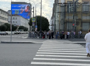 Пьяного водителя, сбившего пешехода на тротуаре, задержали в Первоуральске