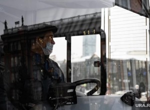 Водителям автобусов в Екатеринбурге подняли зарплату на 10%