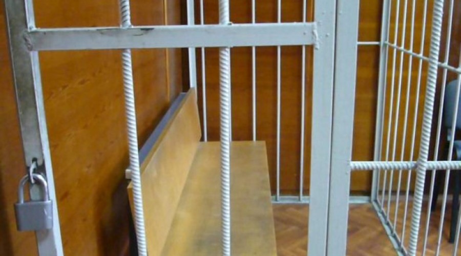 Жителю Екатеринбурга грозит срок за роман с 15-летним кузеном