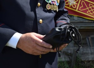 Горсть земли от родного дома Героя Советского Союза из Талицы доставят на его могилу