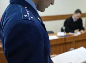 Банду, ограбившую ювелирный магазин «Золотая рыбка», отправили под суд в Екатеринбурге