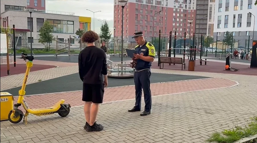 Самокатчик сбил двухлетнего ребенка в Екатеринбурге