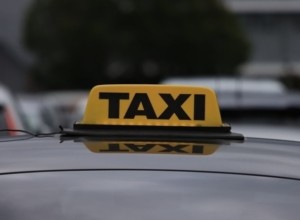 В Екатеринбурге вырастут цены на такси из-за новых правил