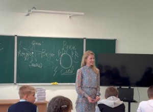 Поклонская объяснила рисование рун на уроке «Разговоры о важном»
