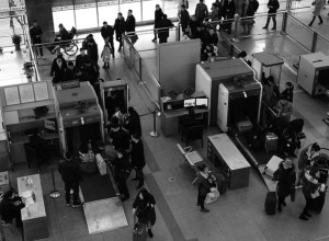 Звезда «Уральских пельменей» пожаловался на очереди в аэропорту Екатеринбурга