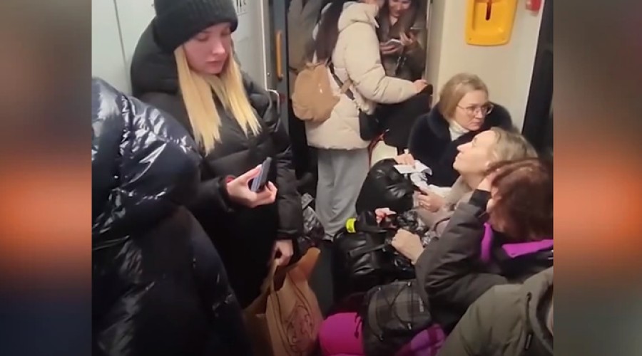 Женщина с пятью детьми купила билет в несуществующий вагон «Орлана»